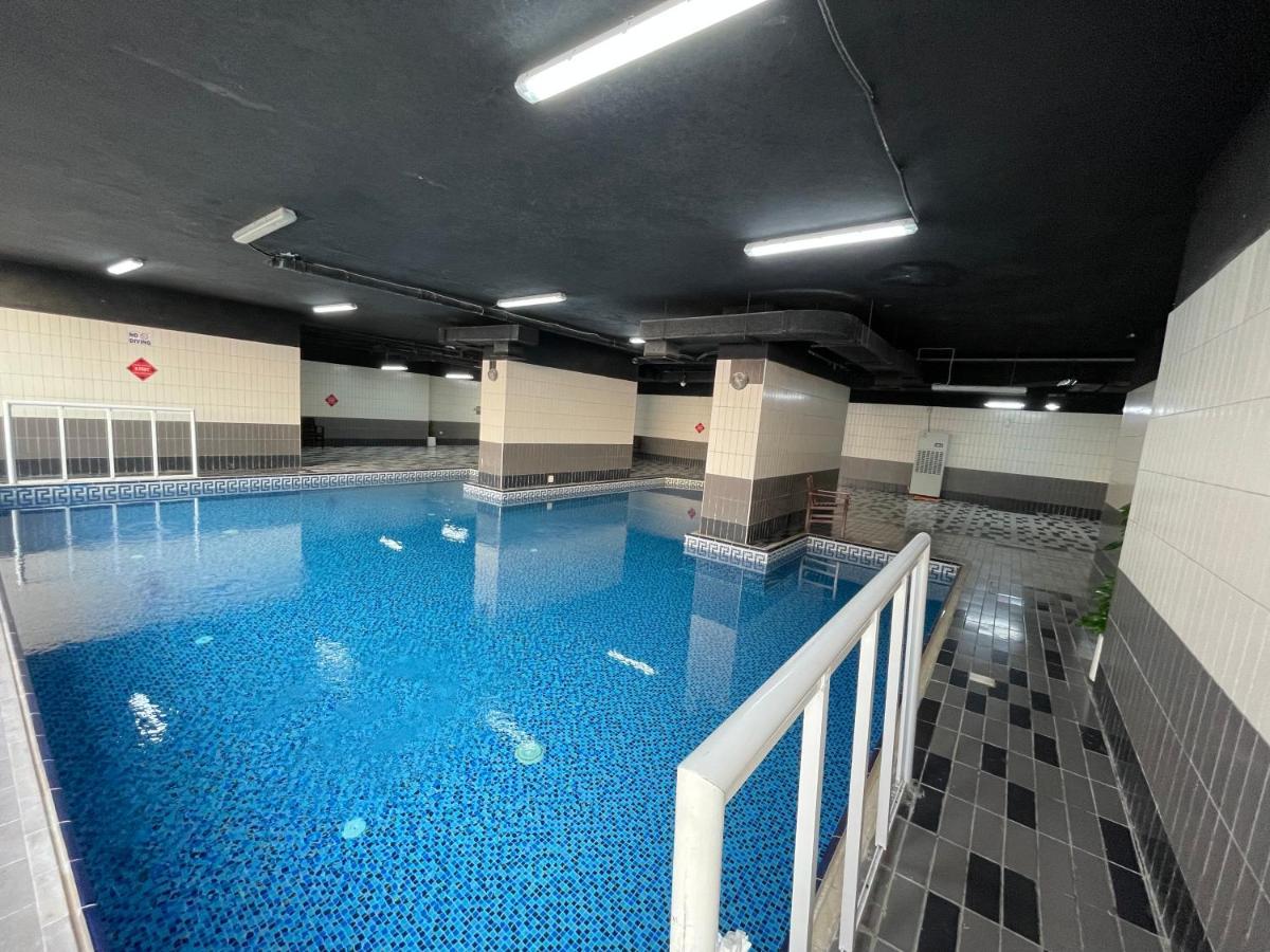 Sea View 1Br Apartment - Marina Pinnacle Dubaj Kültér fotó