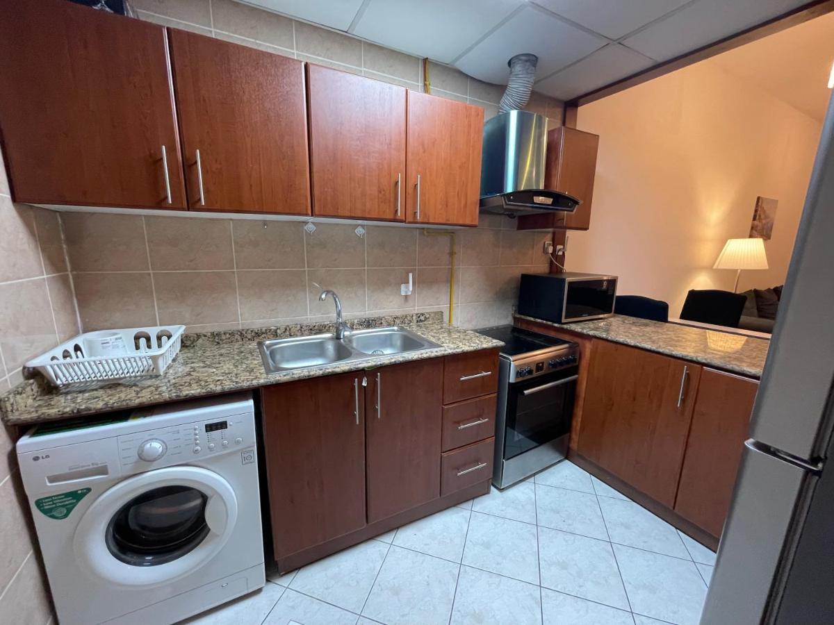 Sea View 1Br Apartment - Marina Pinnacle Dubaj Kültér fotó