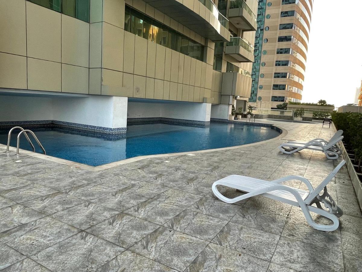 Sea View 1Br Apartment - Marina Pinnacle Dubaj Kültér fotó