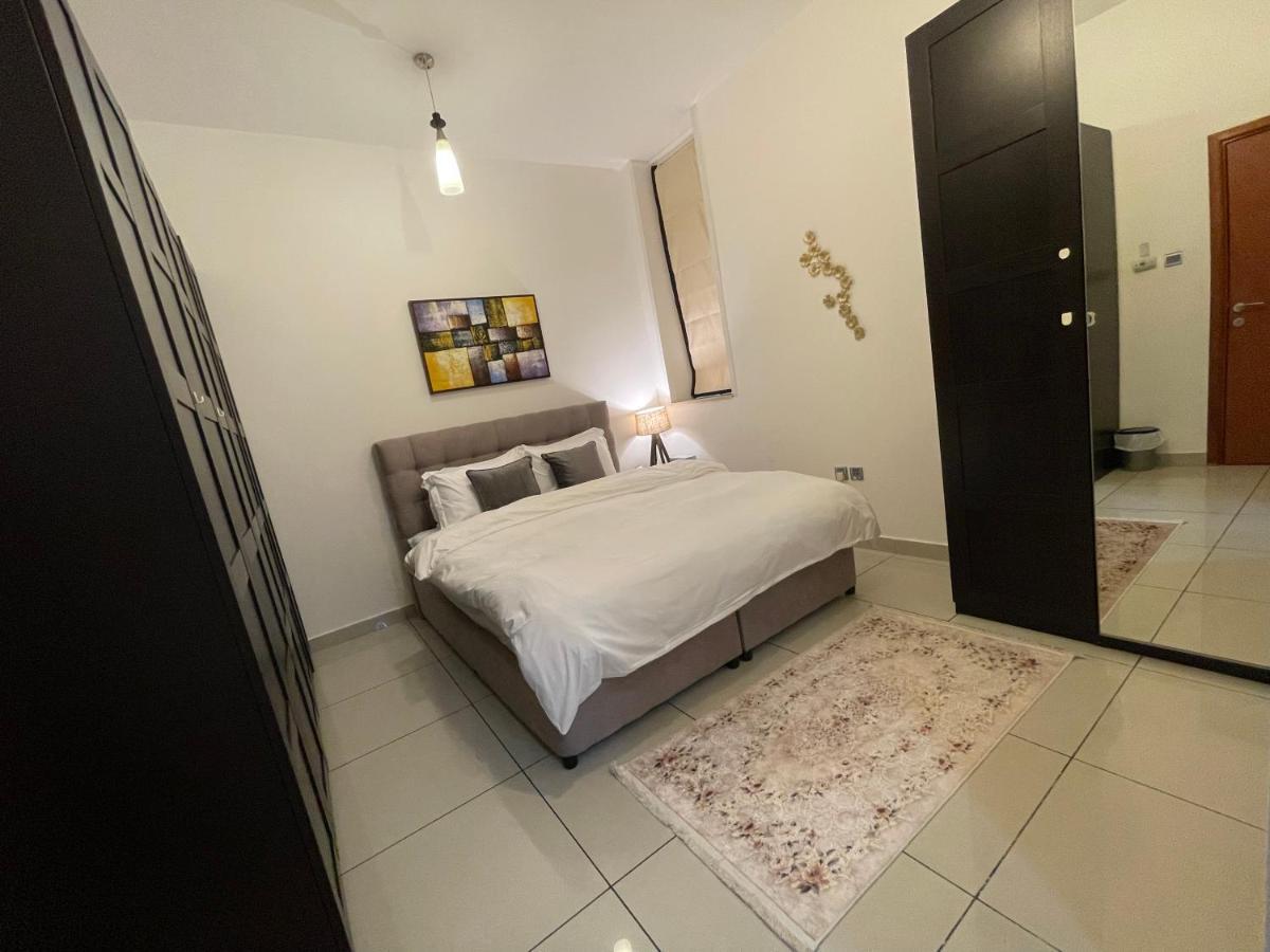 Sea View 1Br Apartment - Marina Pinnacle Dubaj Kültér fotó