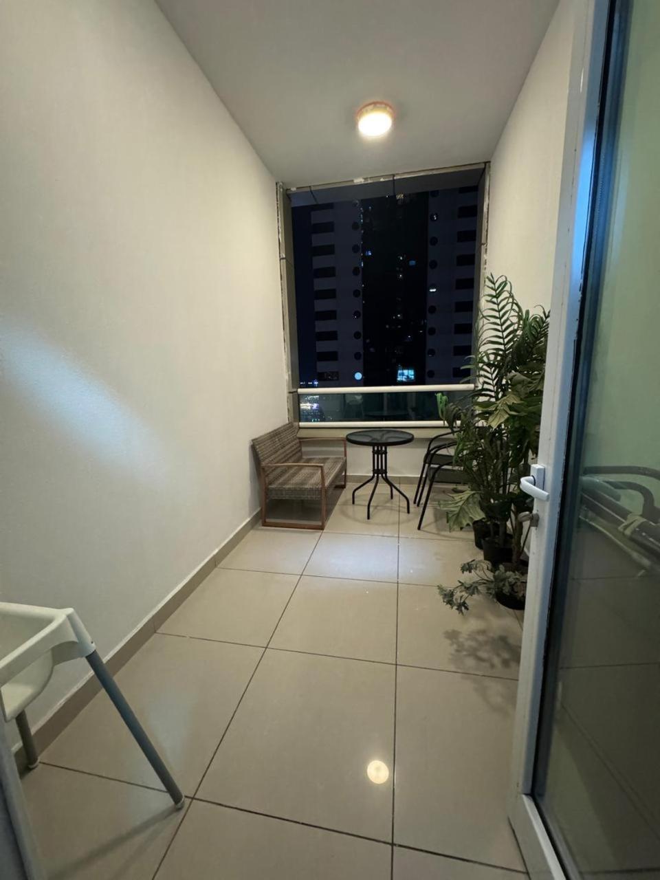 Sea View 1Br Apartment - Marina Pinnacle Dubaj Kültér fotó